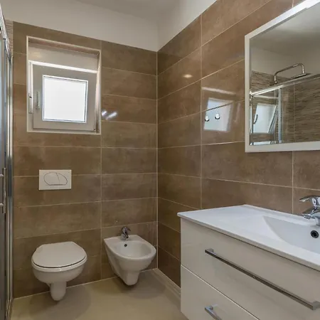 Amazing In With Wifi *