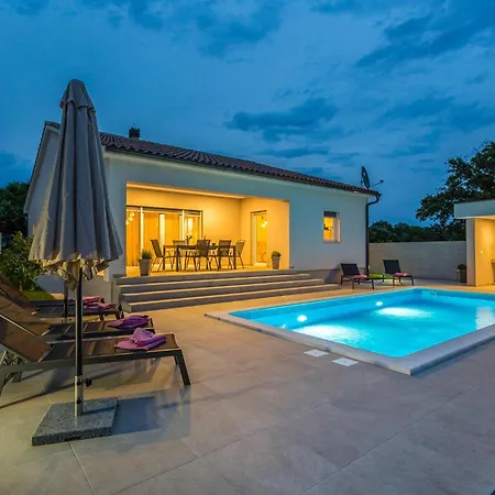 Amazing In With Wifi