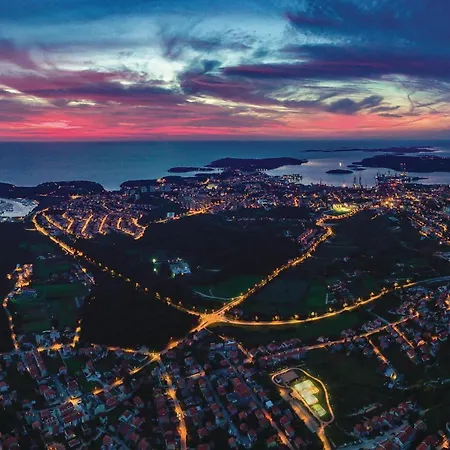 Amazing In With Wifi Galižana