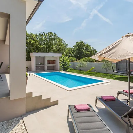 Vakantiehuis Awesome In